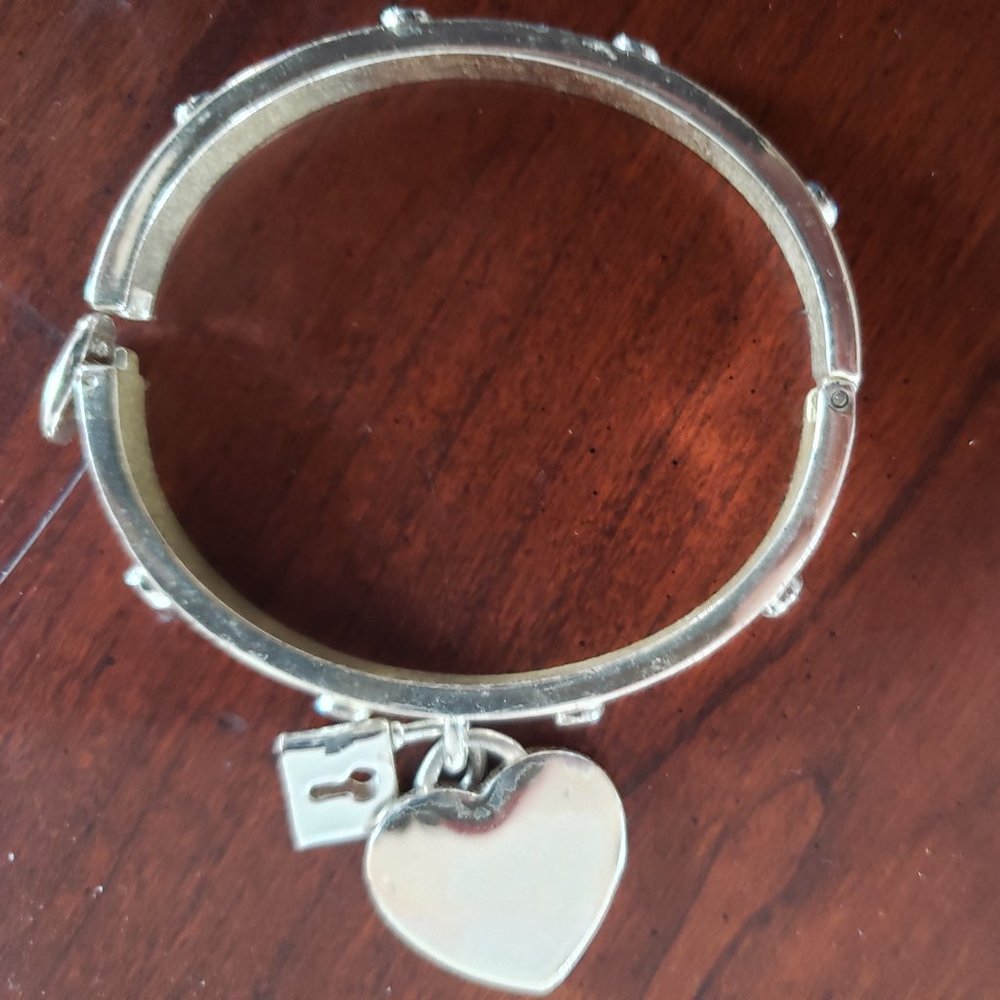 Silver heart and key bracelet